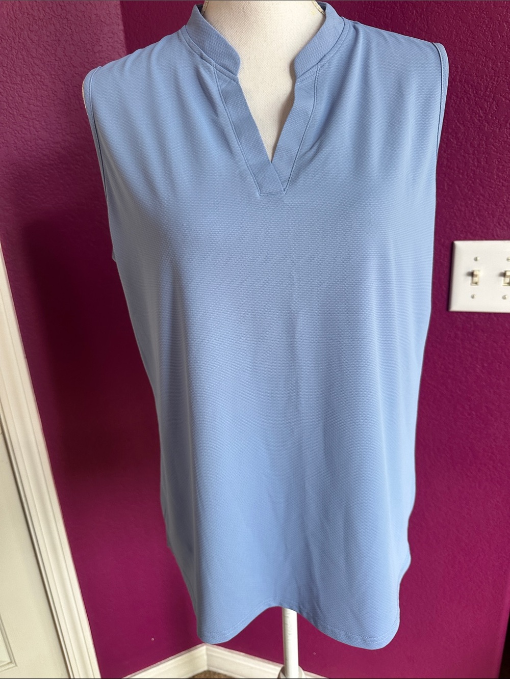 🔥 3 FOR $25 SALE 🔥 Light Blue Sleeveless V-Neck Camisole